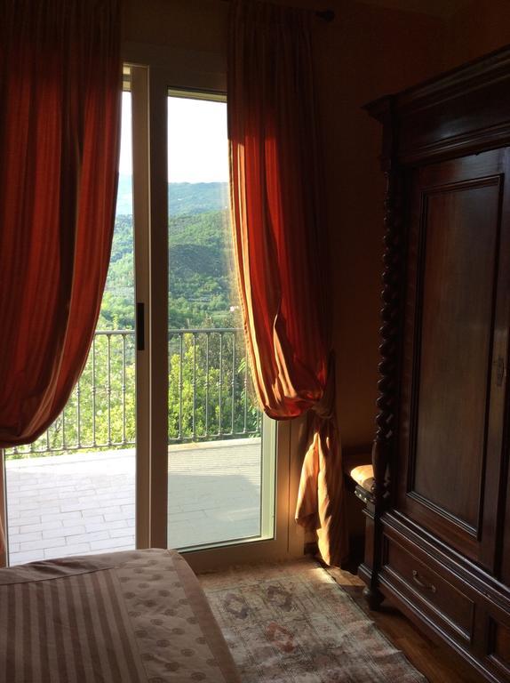 L'Acacia B&B Pietra Ligure Zimmer foto